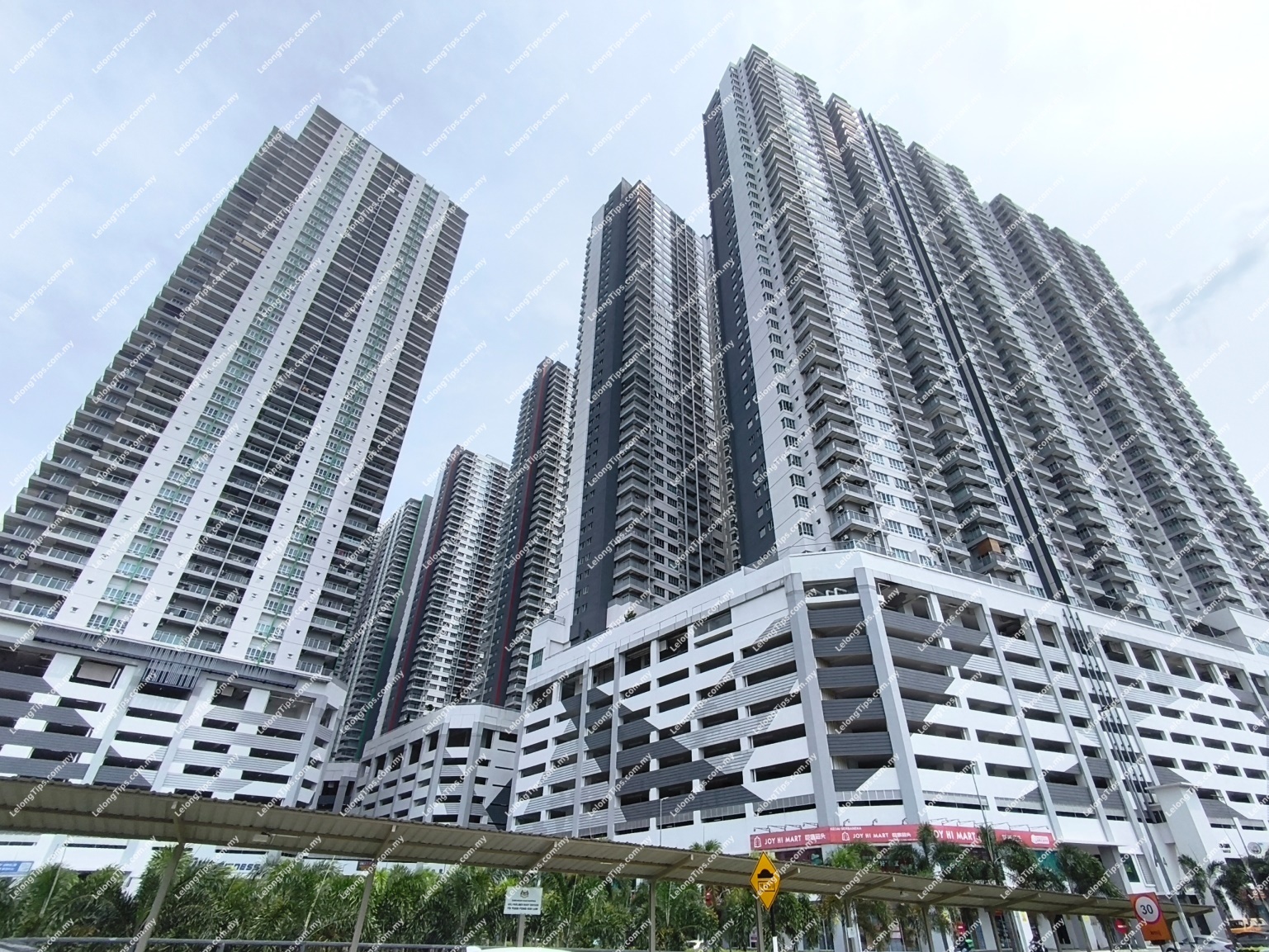 Service Apartment