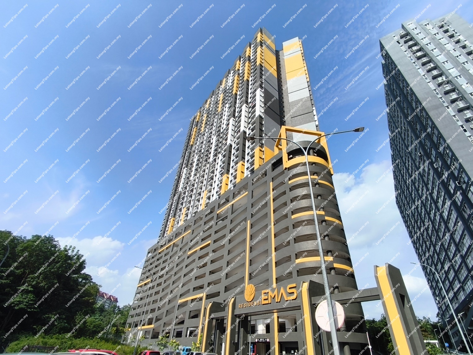 Service Apartment