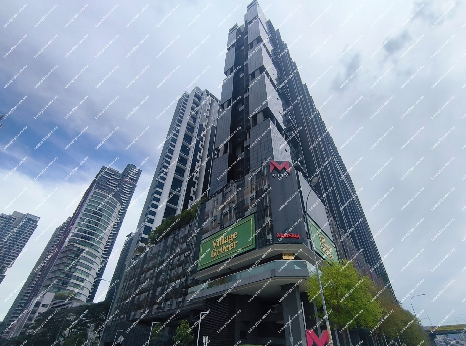 Duplex Service Apartment