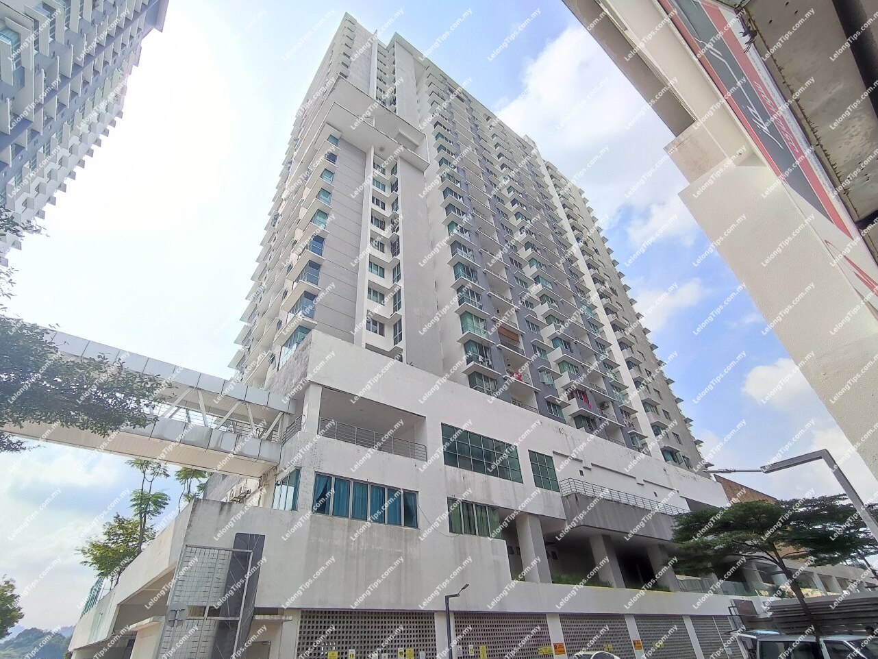 Service Apartment