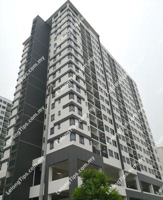 Condominium [7 min to the upcoming LRT3 Station - Stadium Shah Alam; 8 min to AEON Mall Shah Alam]
