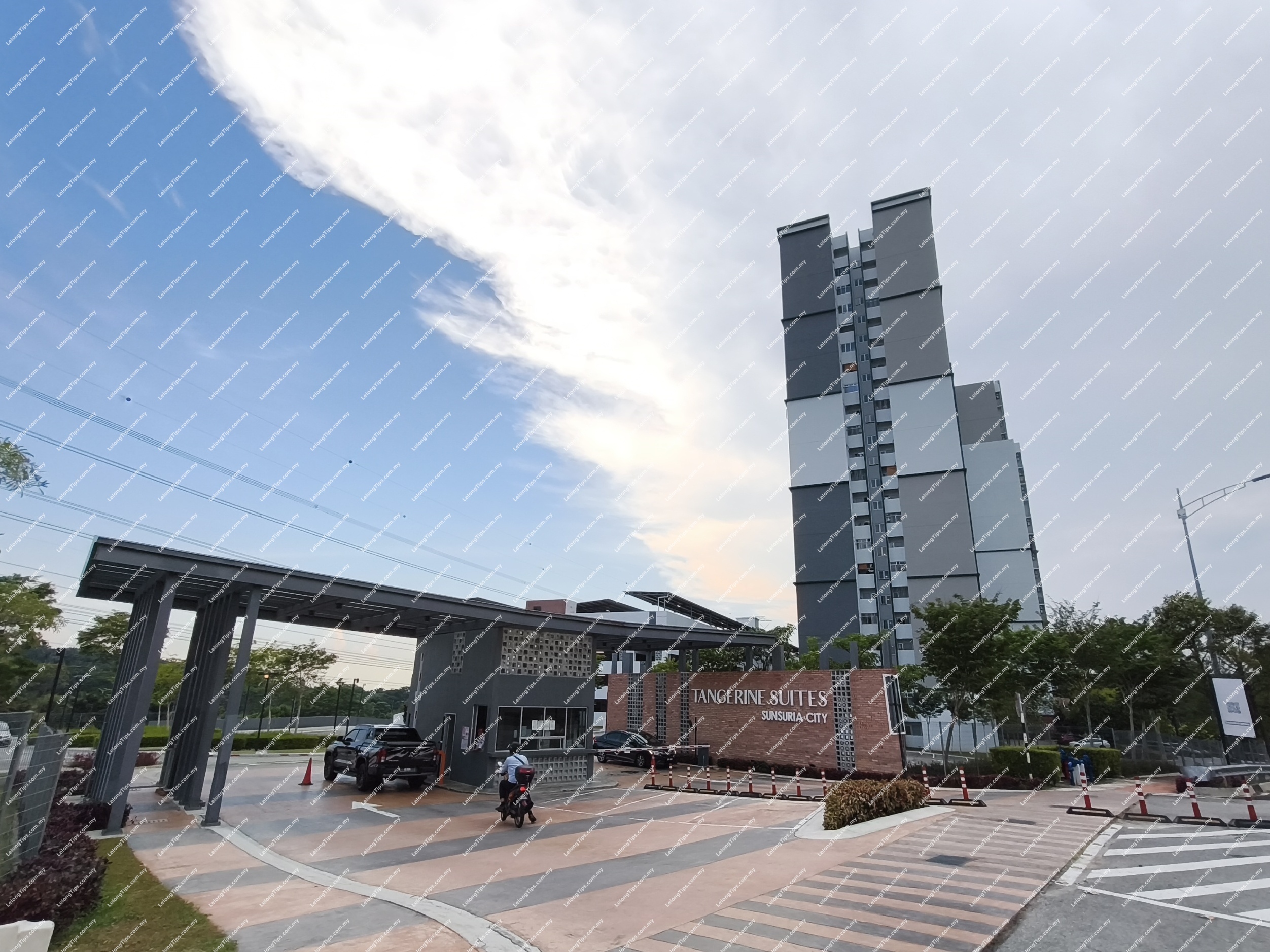 Service Apartment