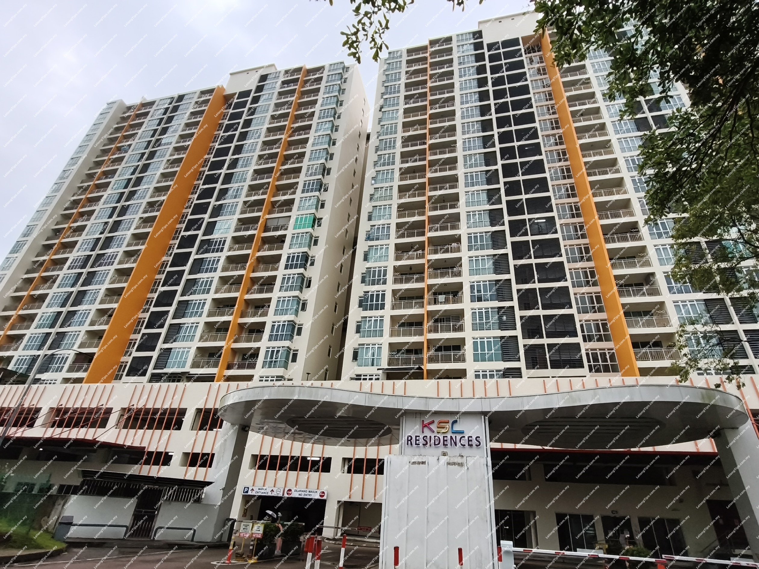 Service Apartment