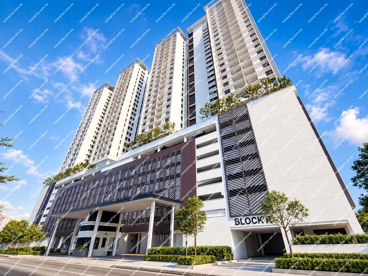 [Well-connected address in the heart of Kinrara with everyday convenience at your doorstep] Service Apartment [Practical and efficient layout ideal for both comfortable living and investment]