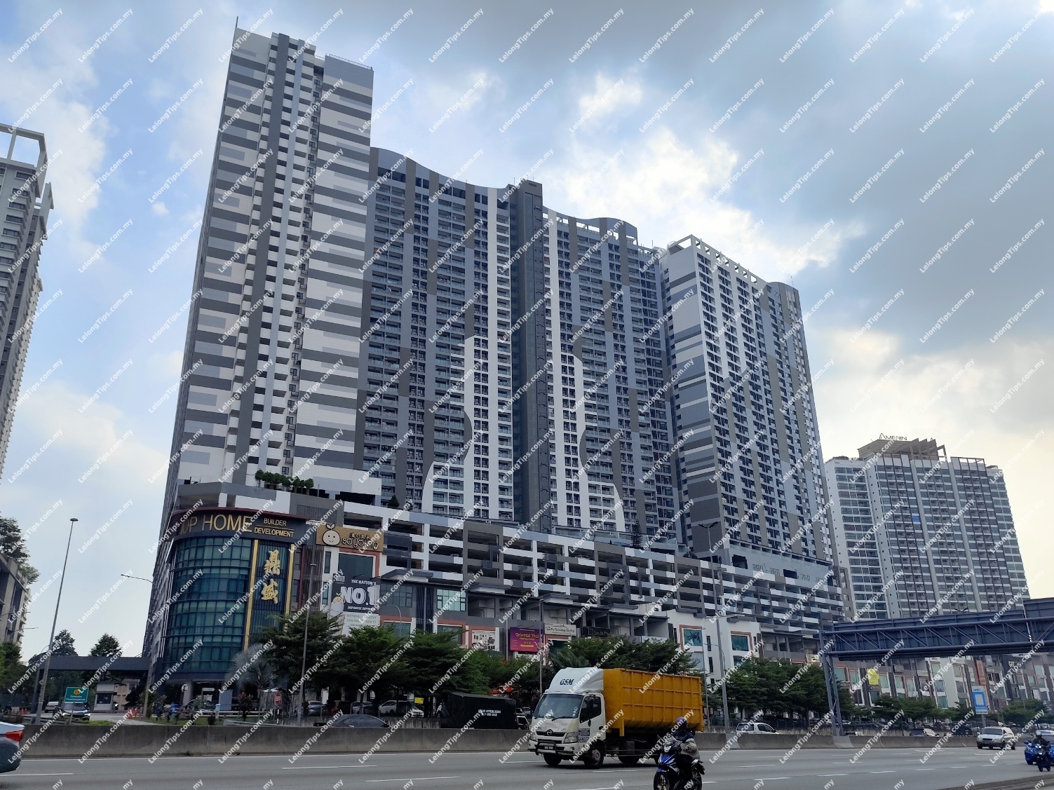 Service Apartment