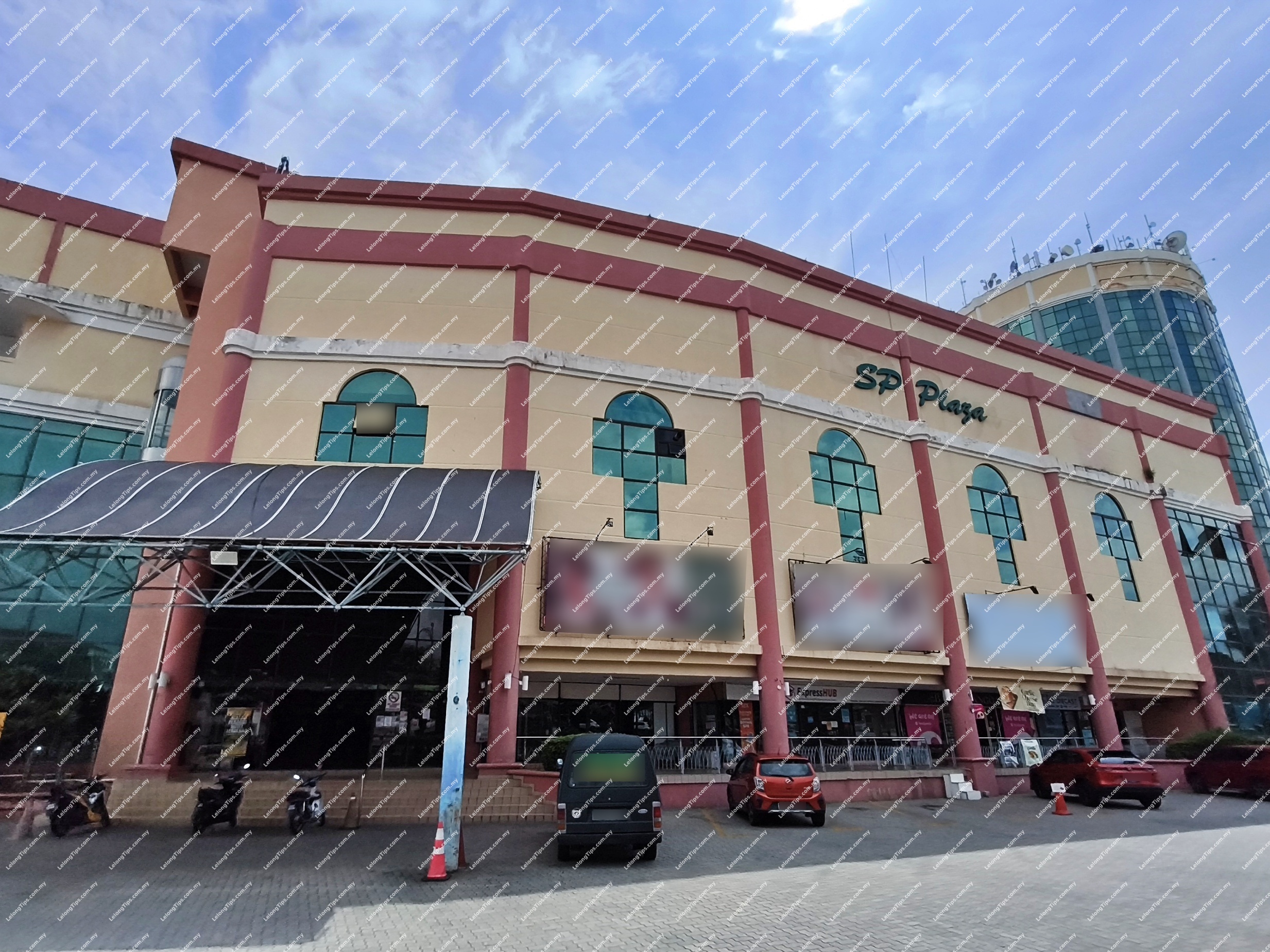 Retail Lot