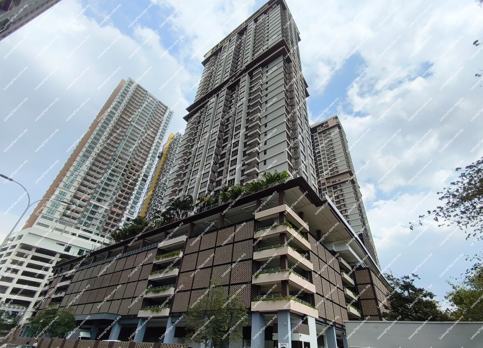 Service Apartment