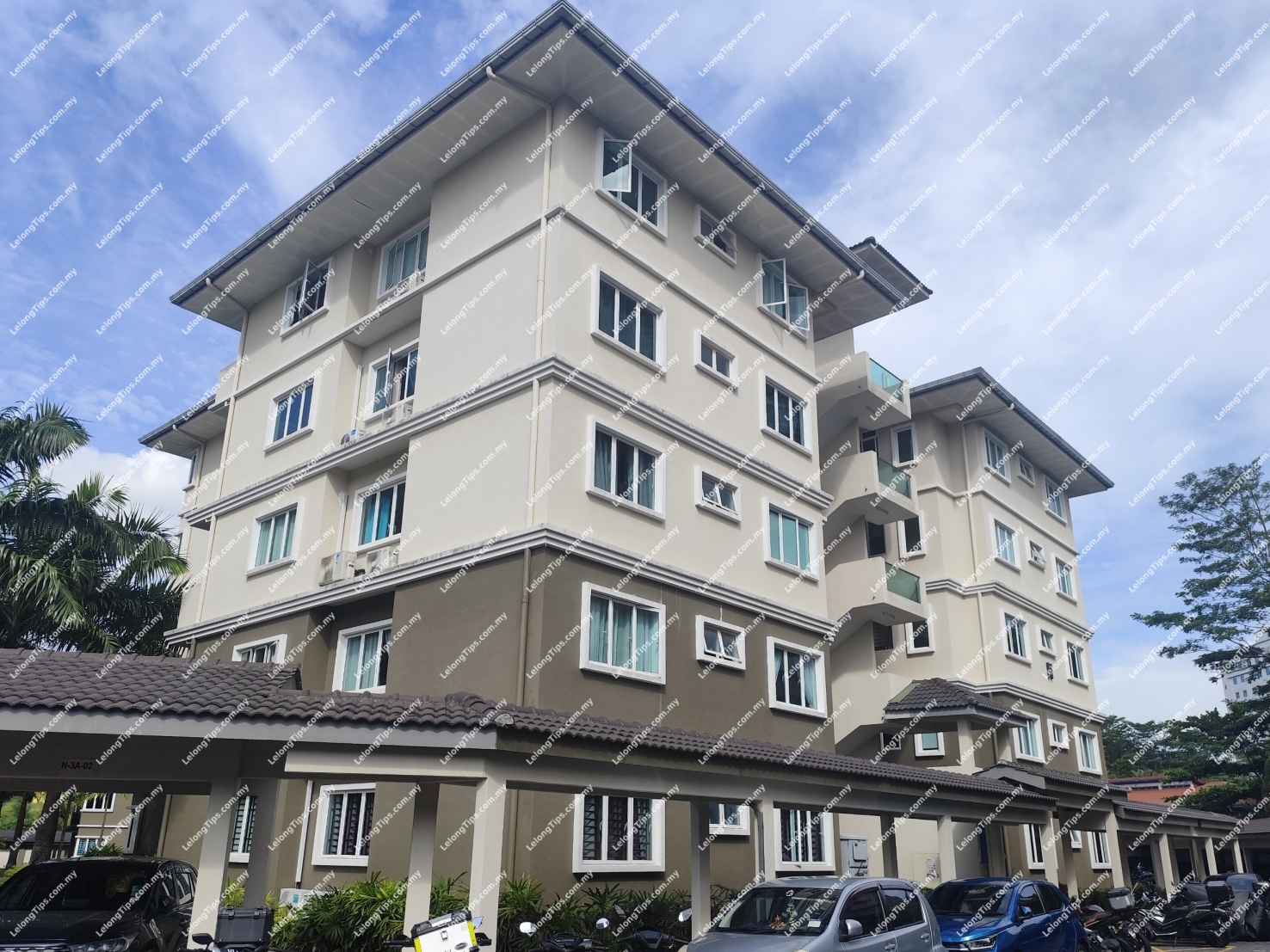Service Apartment