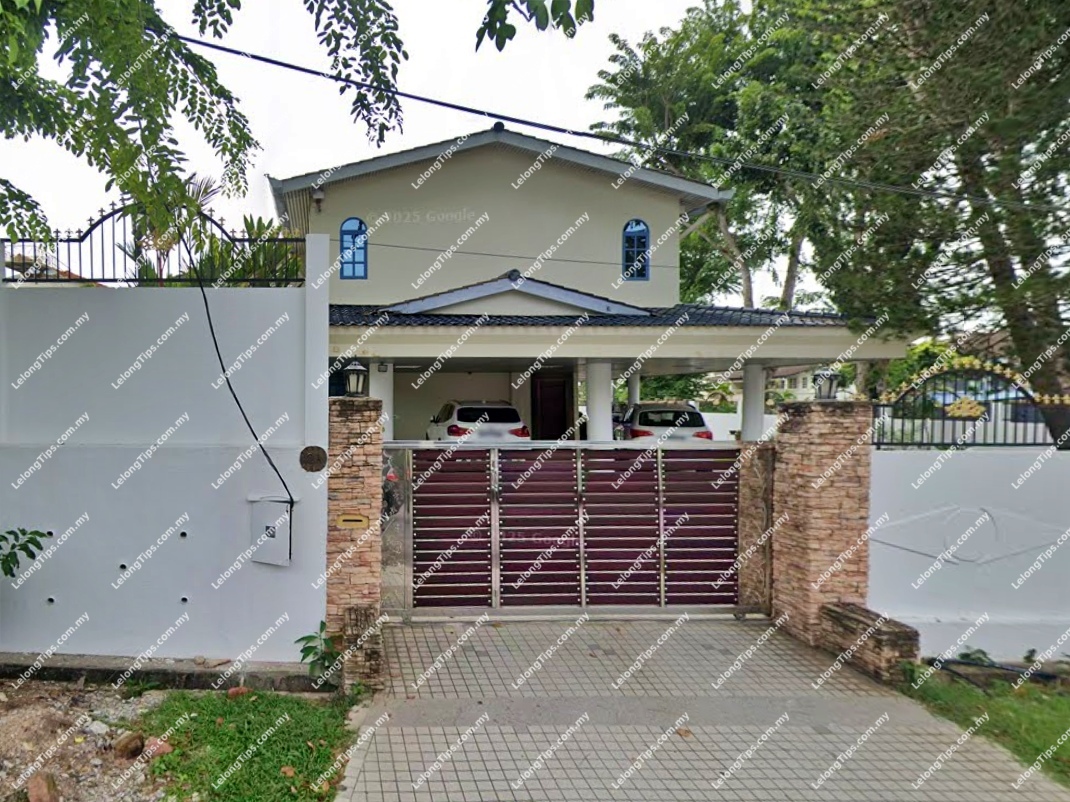 2 Storey Bungalow House