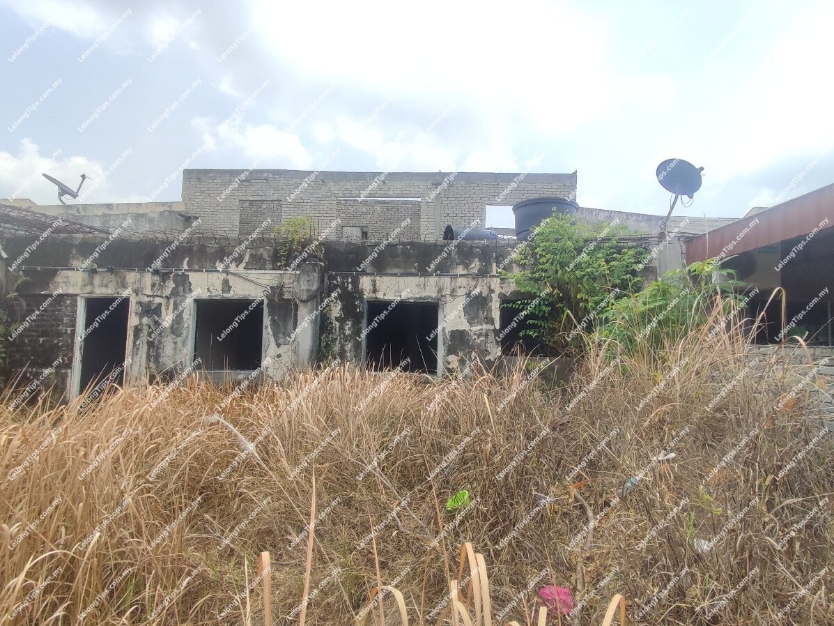 1 Storey Terrace House