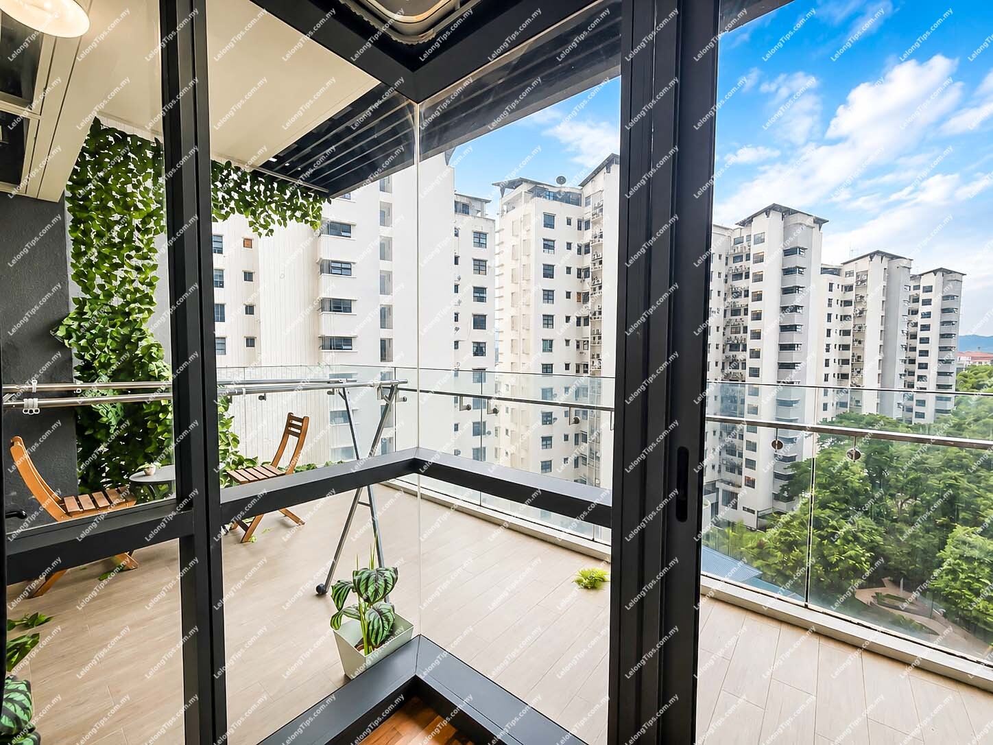 [Prime city address with an existing tenant, offering immediate investment potential] Service Apartment [Well-connected service apartment with easy access to key commercial and lifestyle hub]