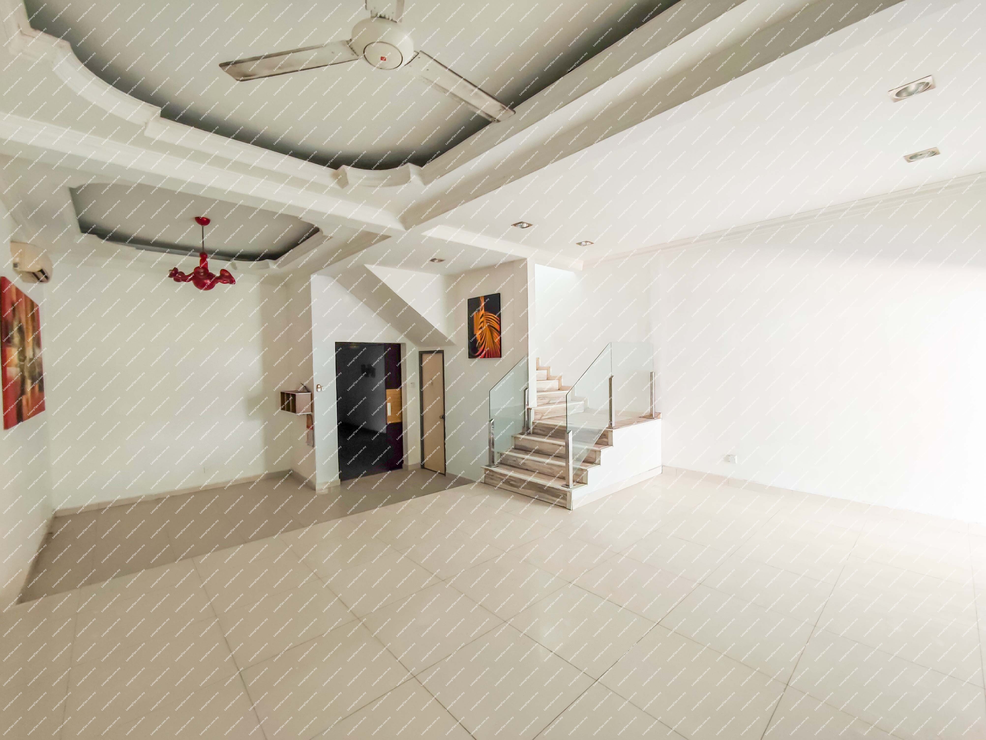 [KL Matured Area; Renovated unit] 2 Storey House [5 mins to NSK Trade City (Kuchai Lama)]