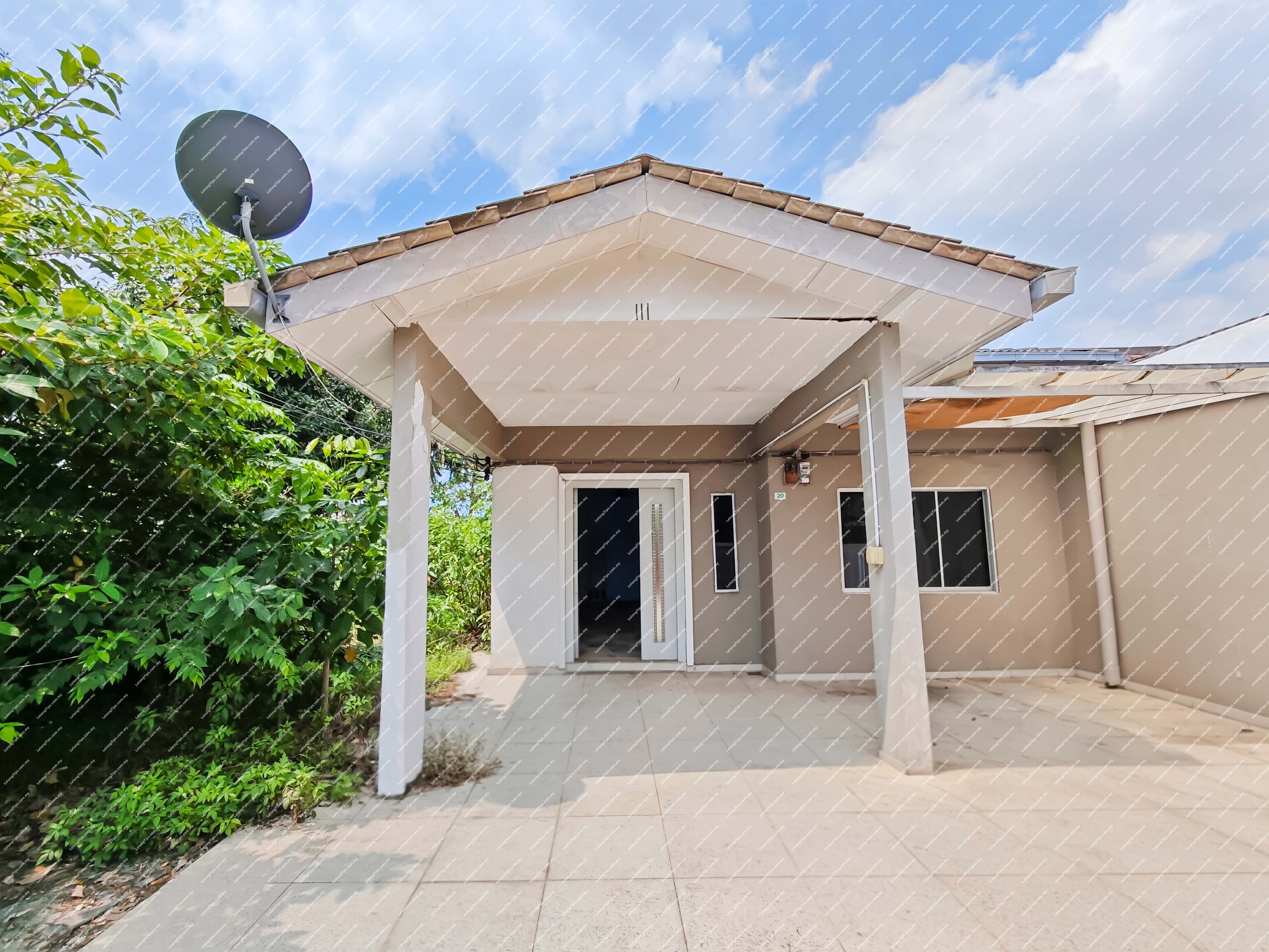 1 Storey Terrace House, Corner Lot