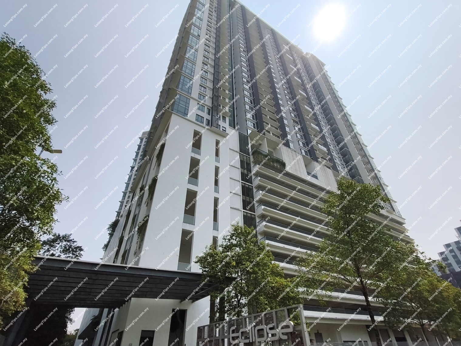 Service Apartment