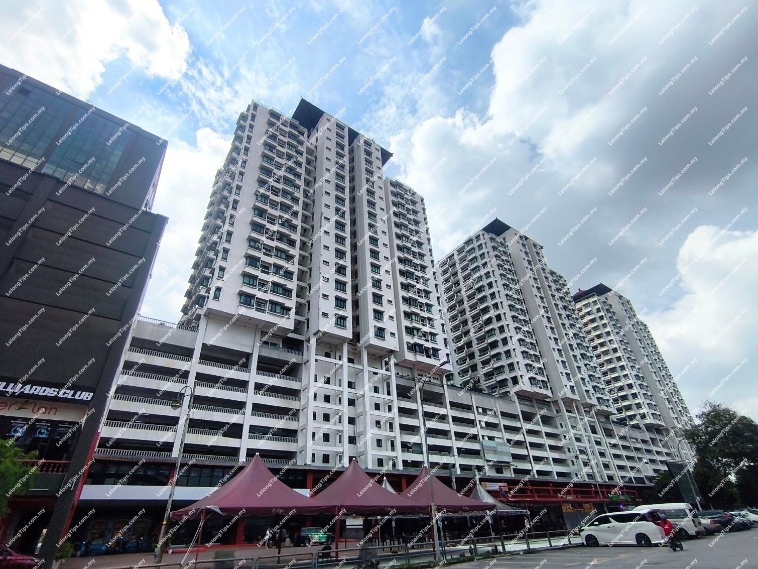 Service Apartment