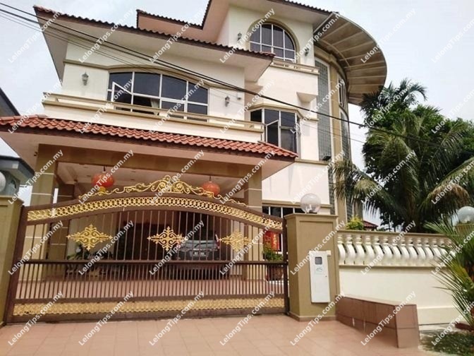 3 Storey Detached House