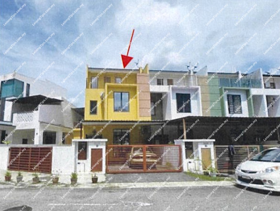 3 Storey Terrace House