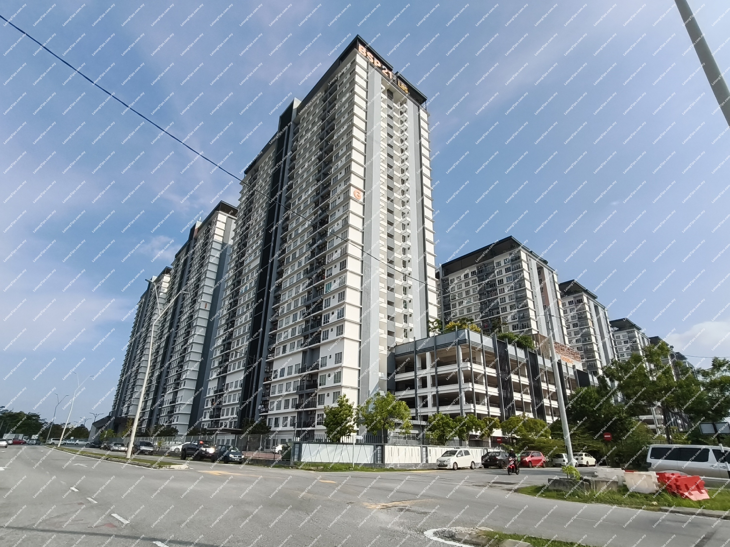Service Apartment