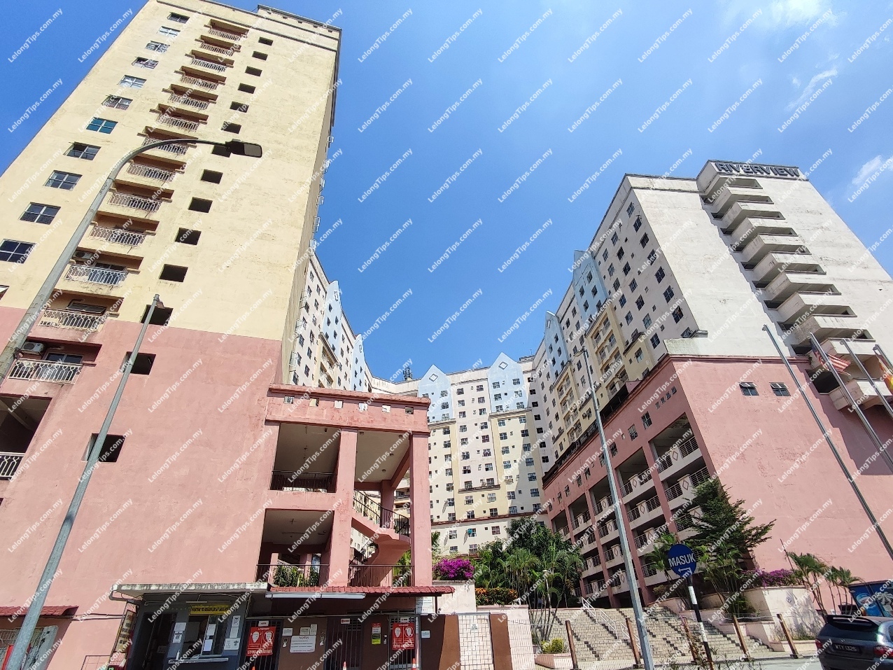 Service Apartment