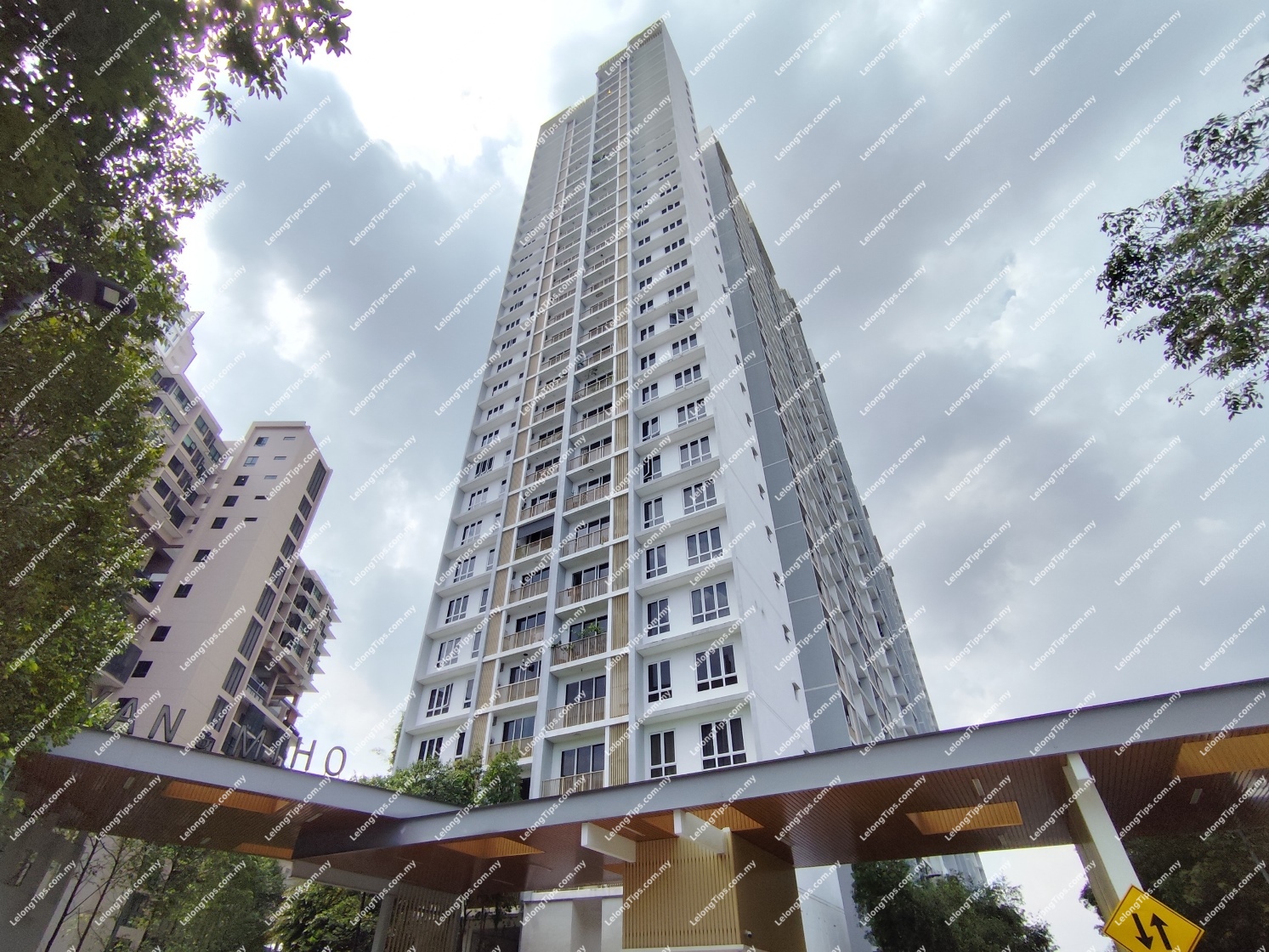 Service Apartment