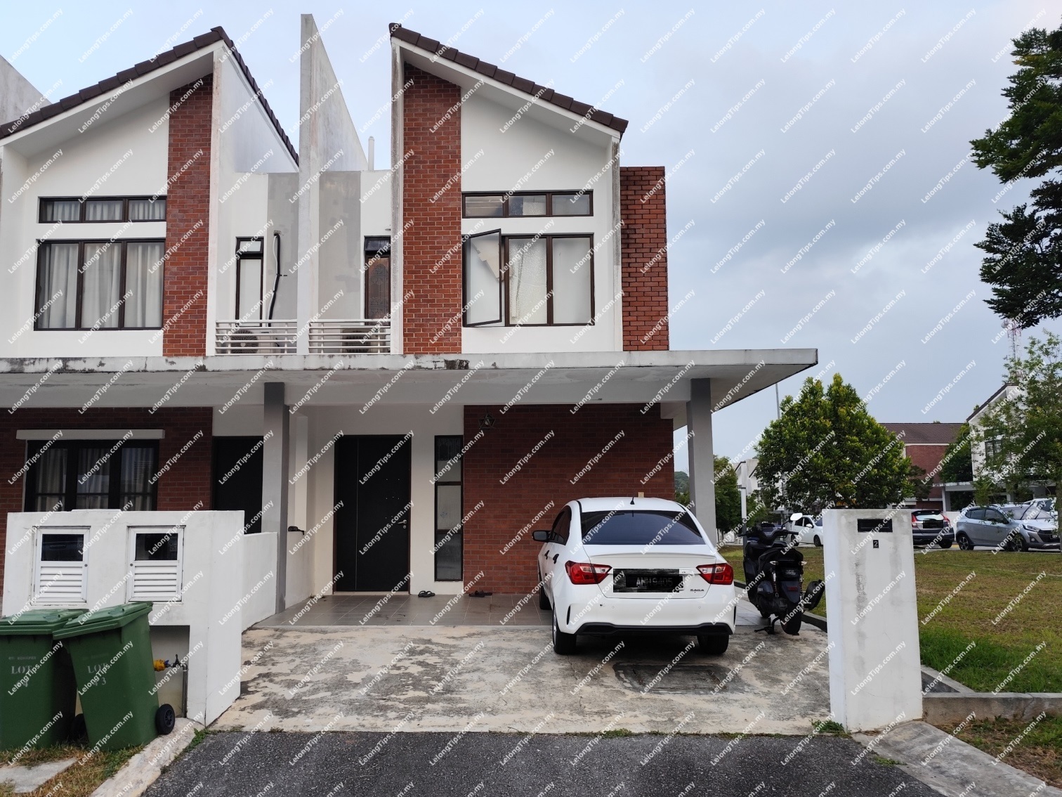 2 Storey Terrace House