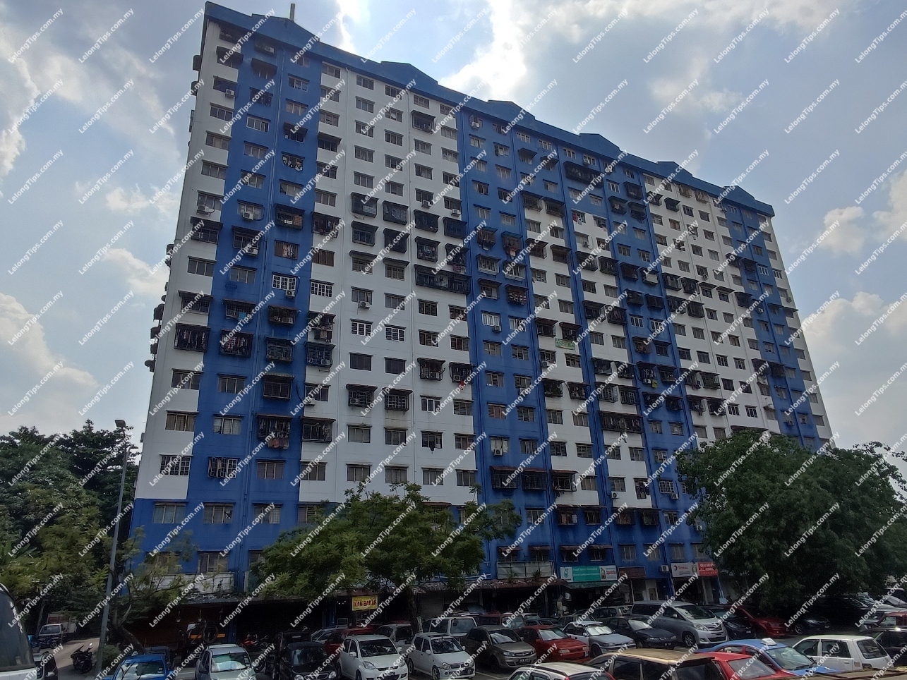 [ROI up to 6%] 3 Bedroom Impian Baiduri Apartment, Intermediate, Low Cost [8 min to Taman Paramount LRT Station]