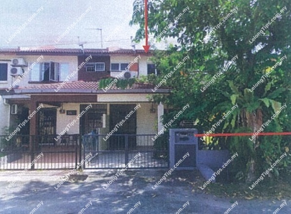 2 Storey Terrace House with Extra Land