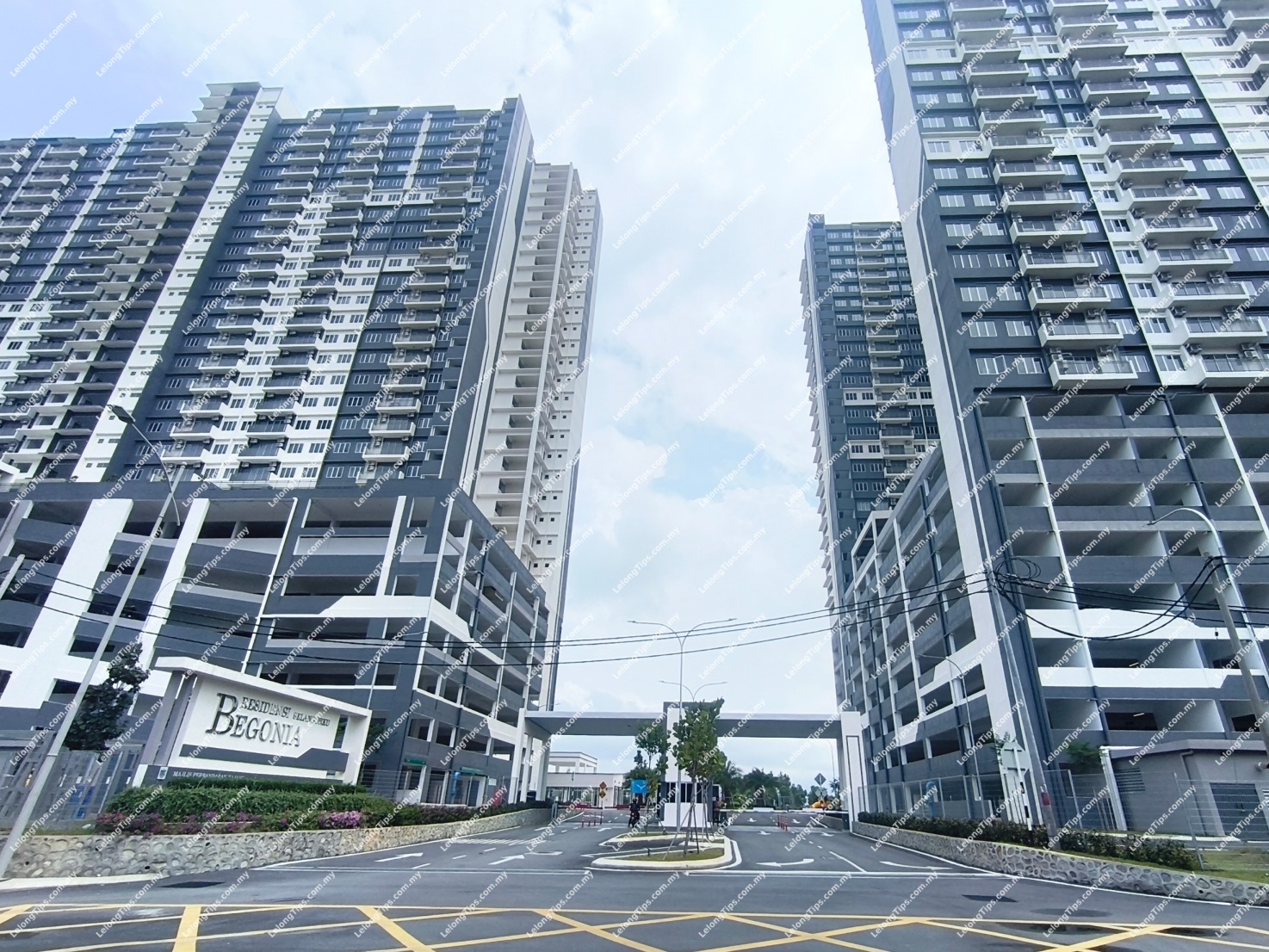 [4 min to Econsave Mart Eco Majestic] Apartment [Short drive to Lotus's Semenyih ]