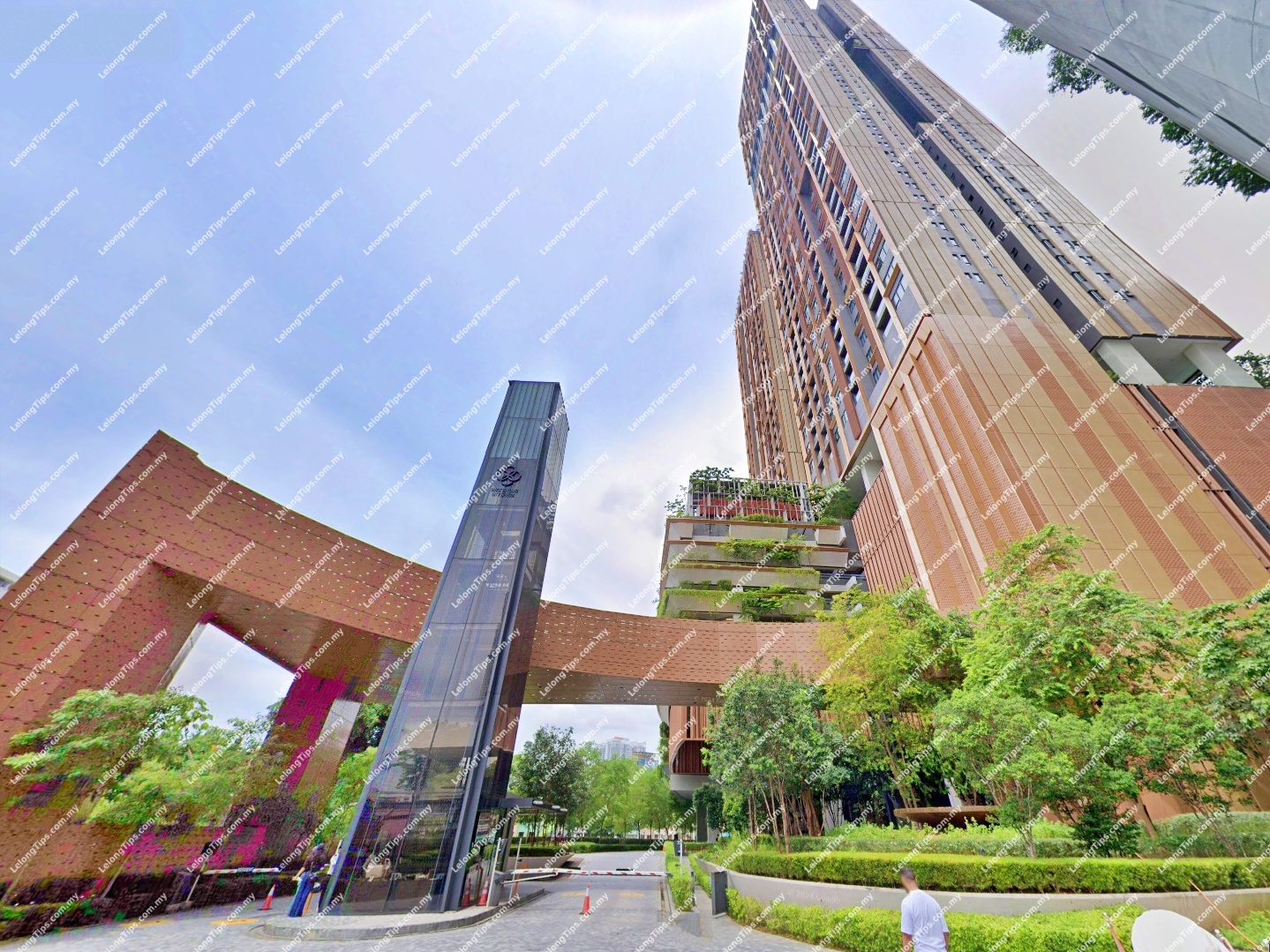 [Newly completed in 2021; Situated in the bustling heart of Bukit Bintang] Service Apartment [8 min to Suria KLCC]