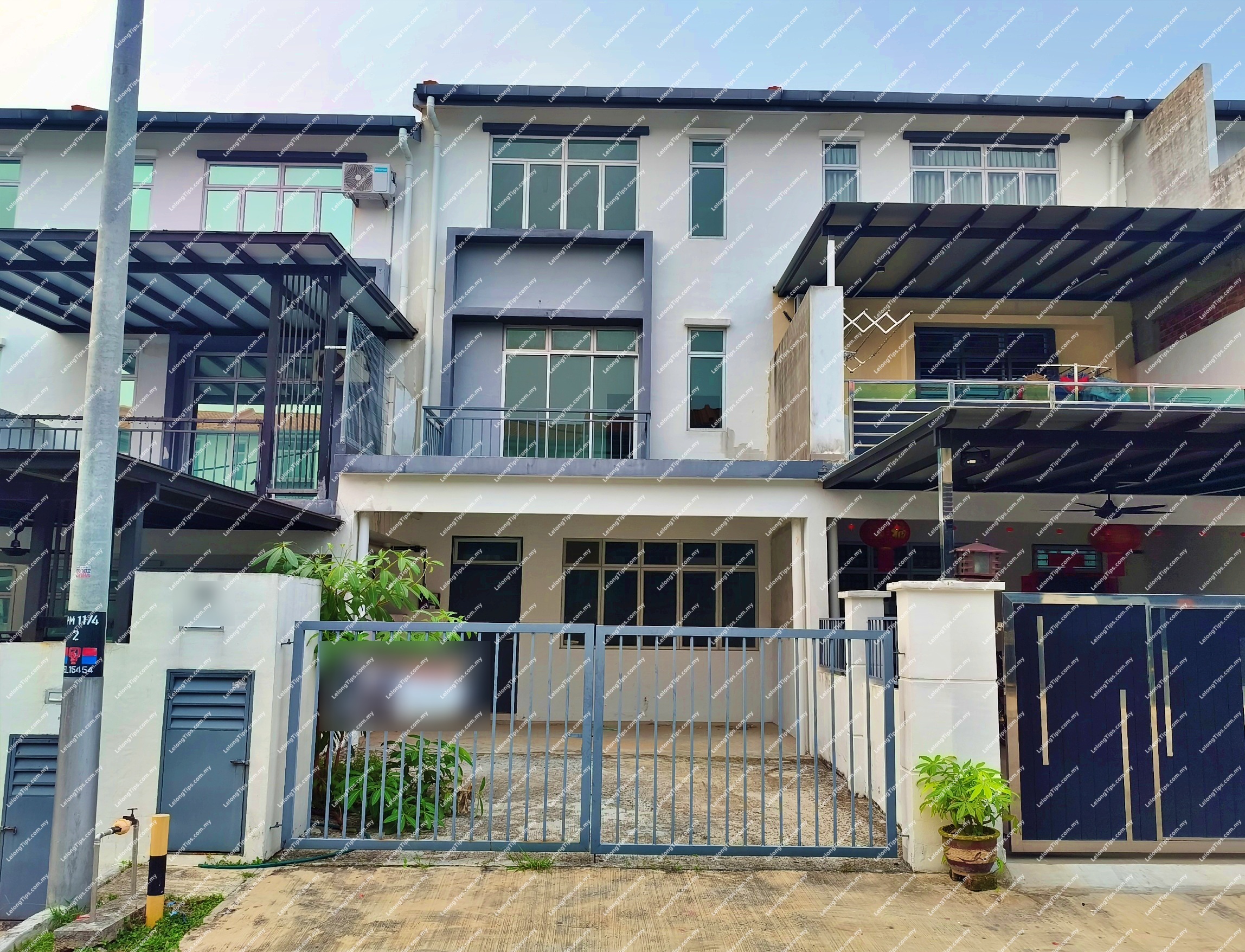 3 Storey Terrace House