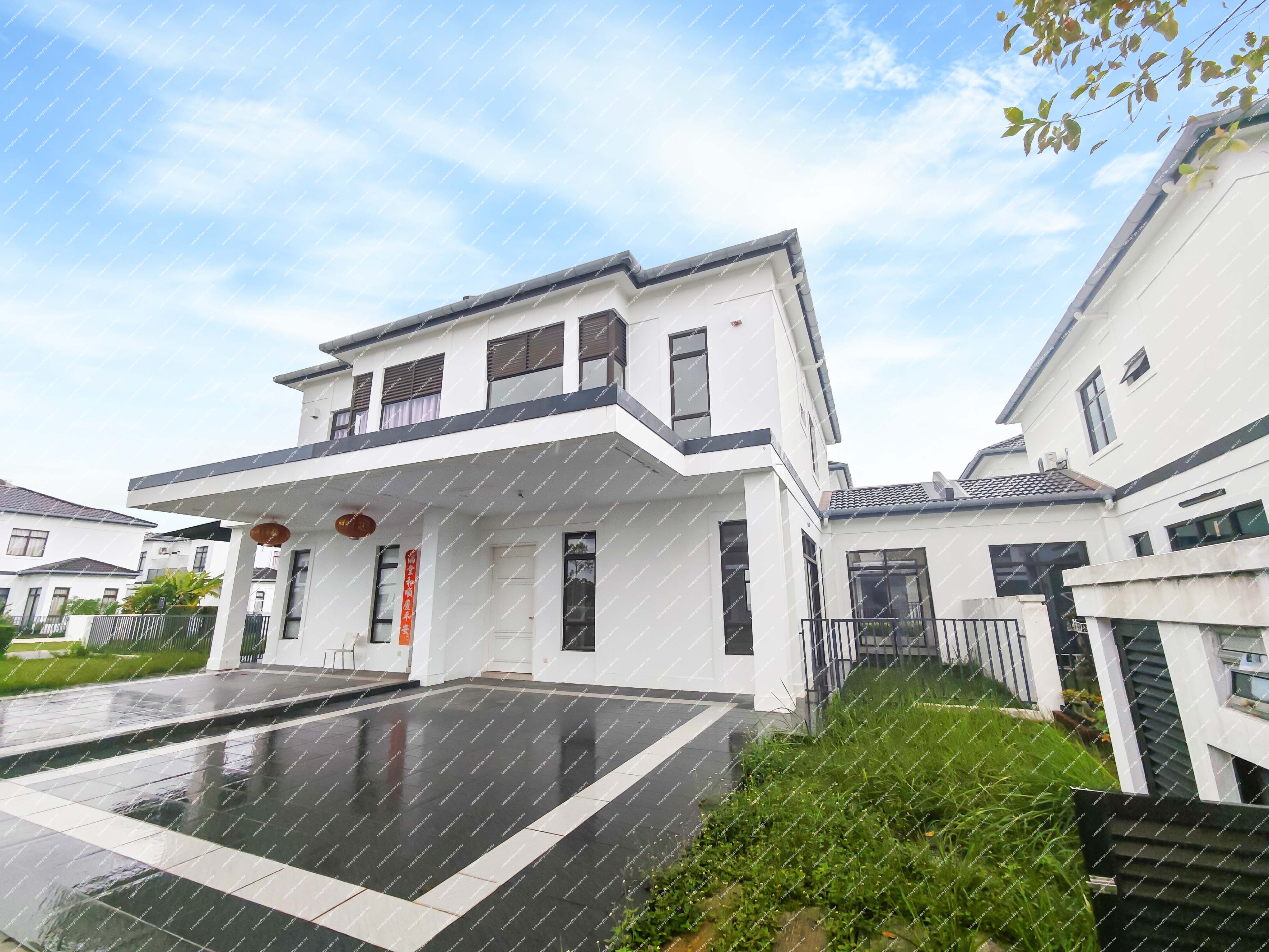 [Avenham; Terrace Garden Home] 2 Storey Terrace Garden House [Accessible via GCE, LATAR, North-South Expressway, DASH & WCE]