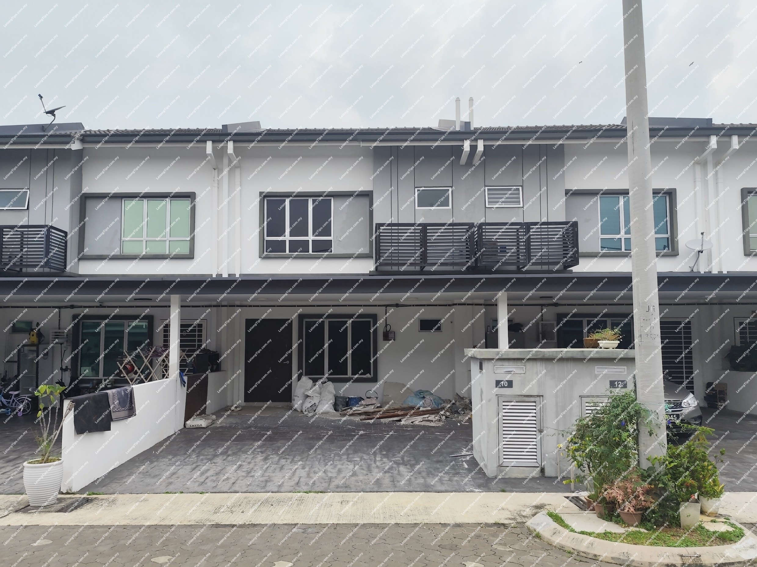 2 Storey Terrace House