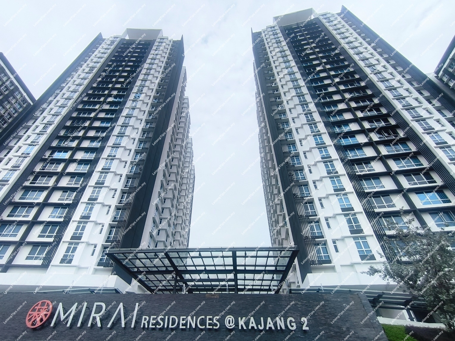Service Apartment
