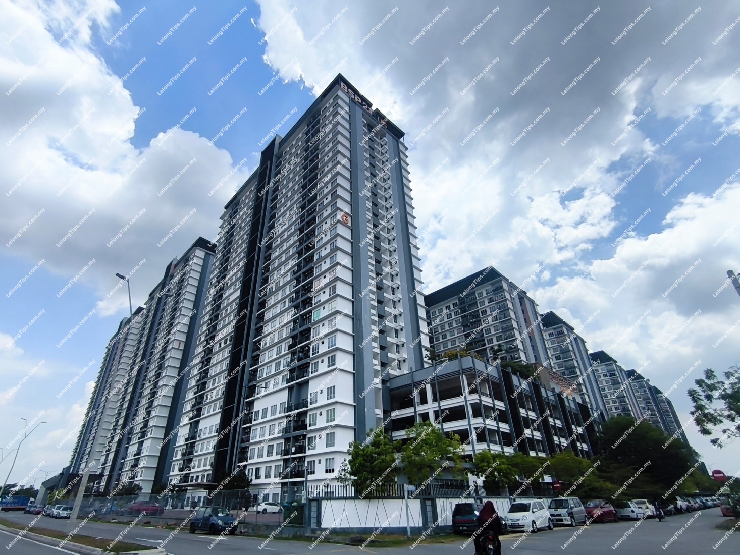 Service Apartment