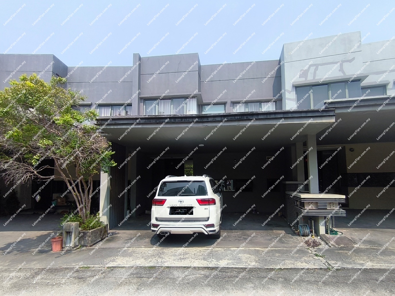 2 Storey Terrace House