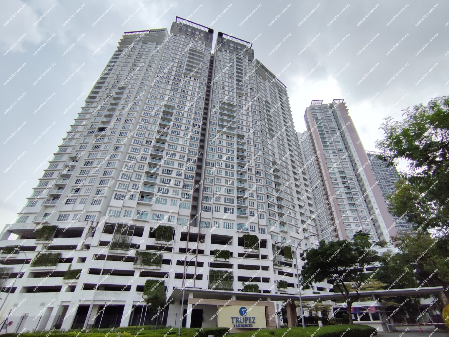 Service Apartment