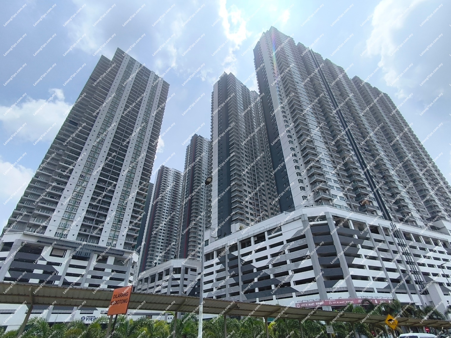 Service Apartment