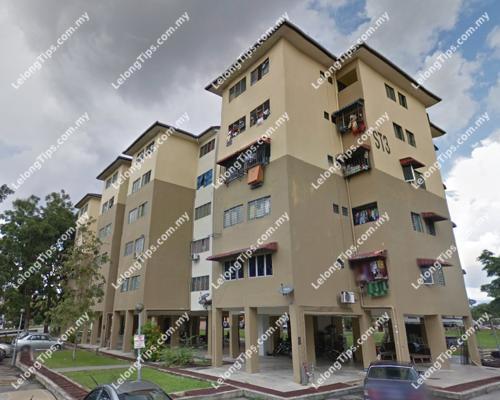 3 Bedroom Apartment [6 min to Econsave; 8 min to KIPMall Bangi; 9 min to Bangi Golf Resort]