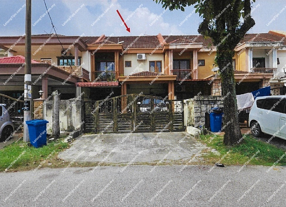 2 Storey Terrace House image 3