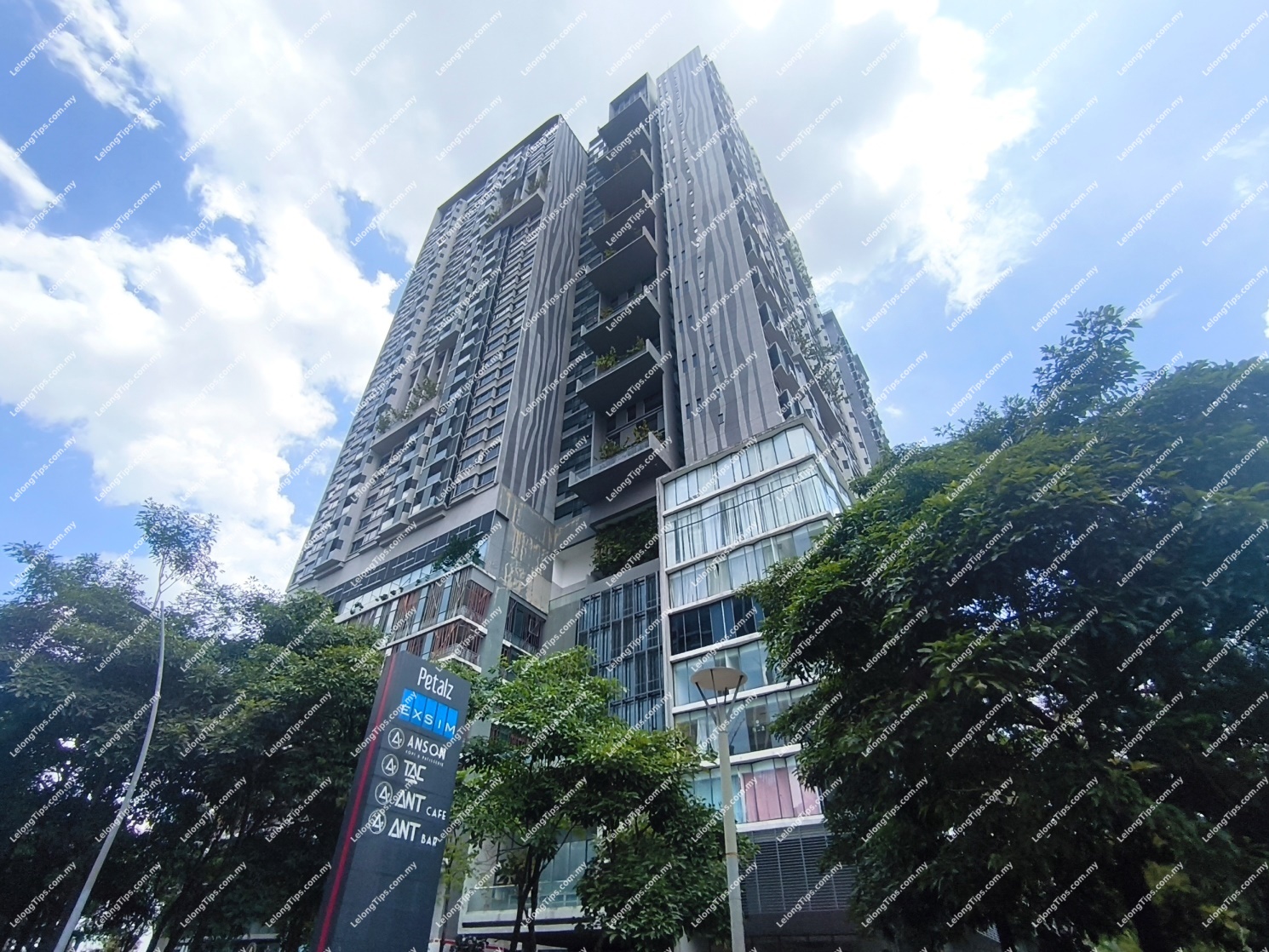 Service Apartment