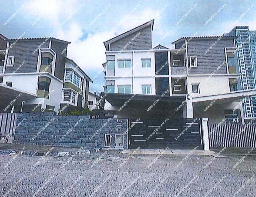 3 Storey Semi Detached House