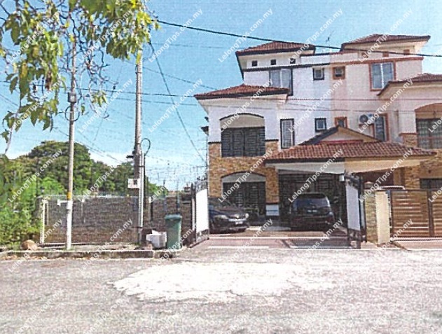 2.5 Storey Semi Detached House