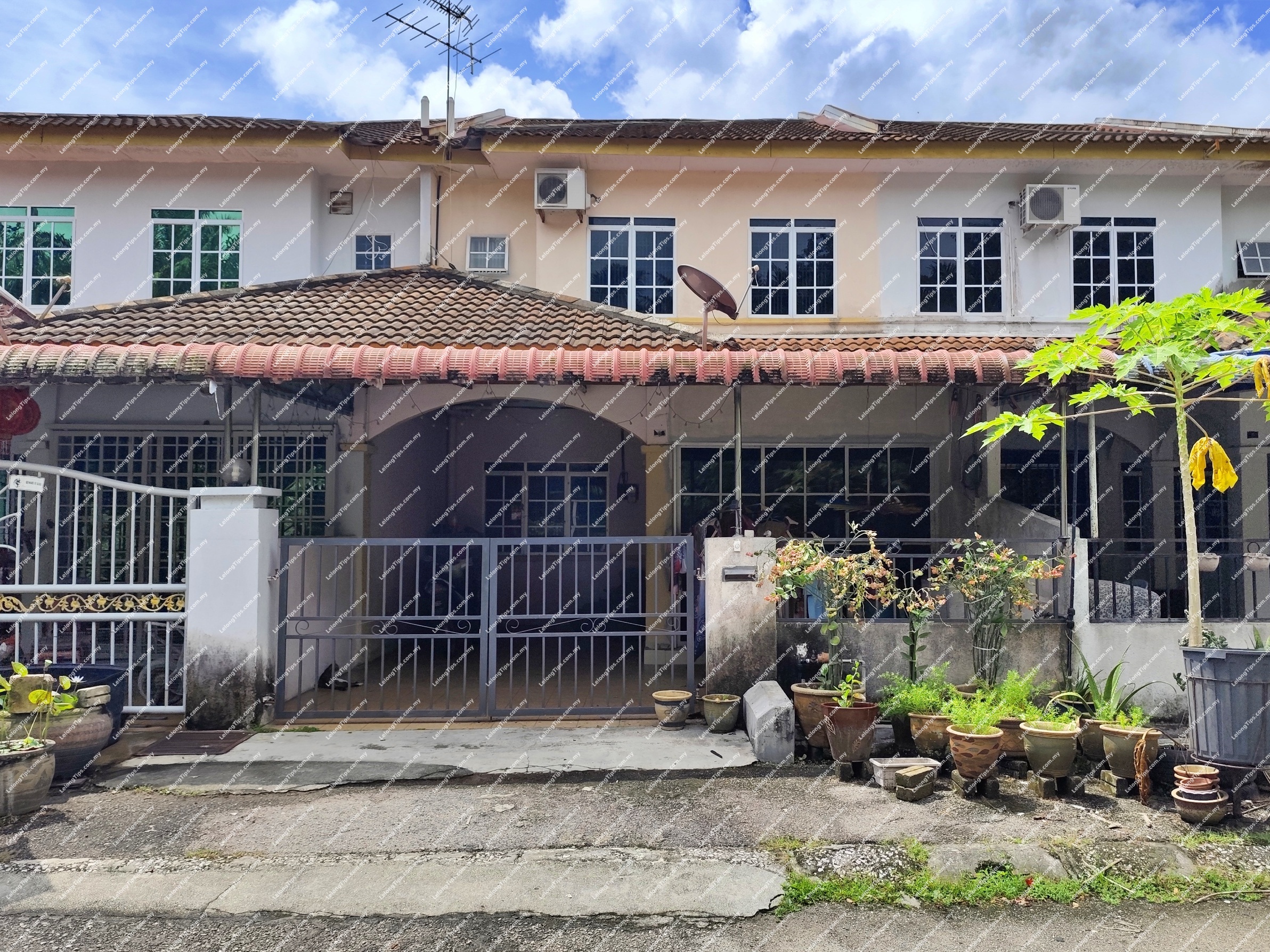 2 Storey Terrace House