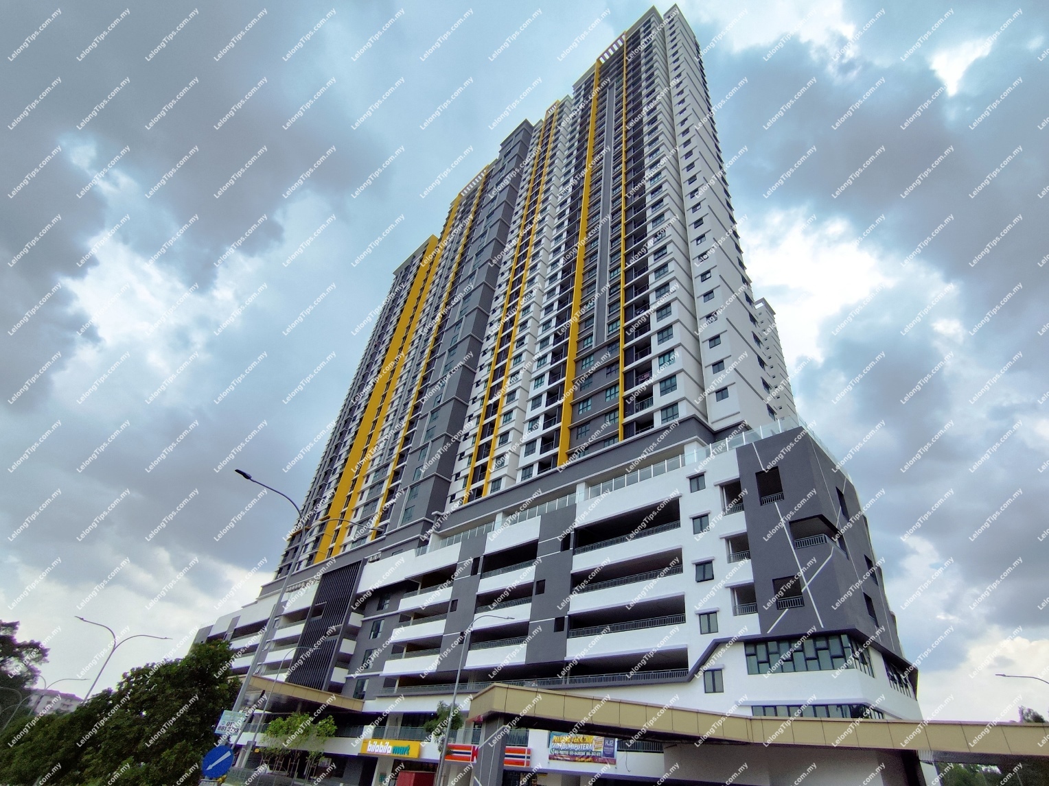 Service Apartment