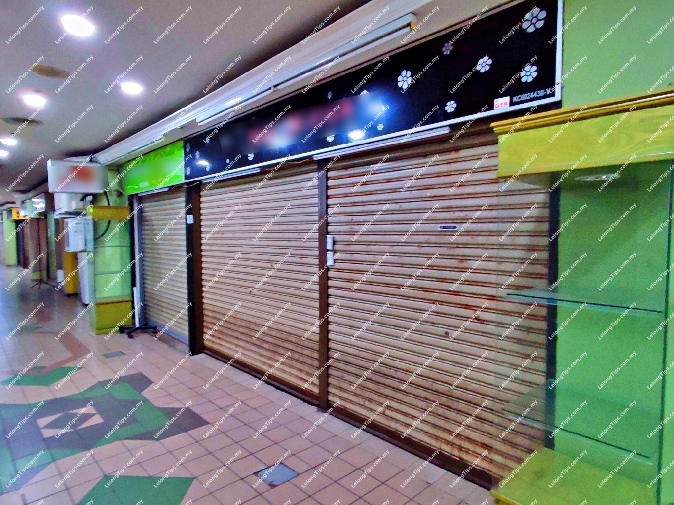 Retail Shop Lot