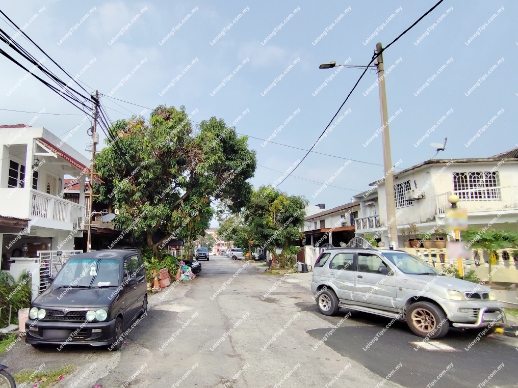 2 Storey Terrace House image 3