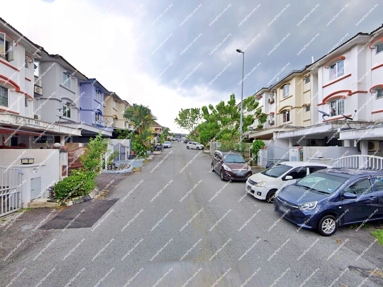 3 Storey Terrace House