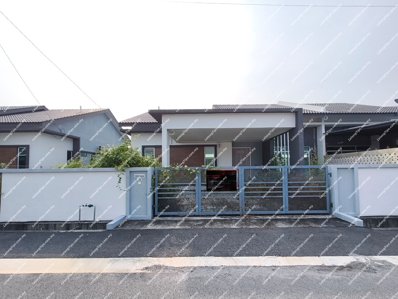 1 Storey Semi Detached House