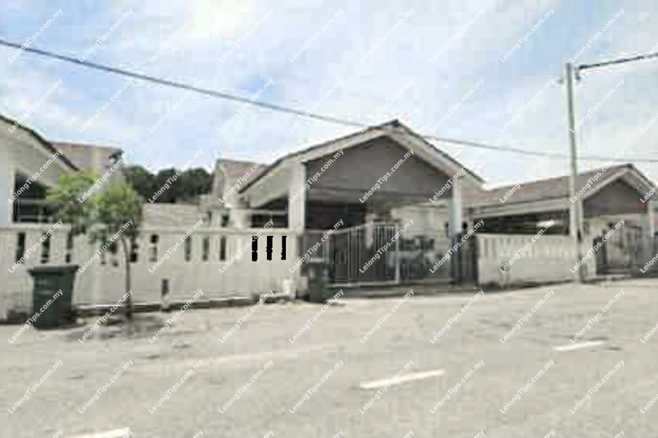 1 Storey Semi Detached House