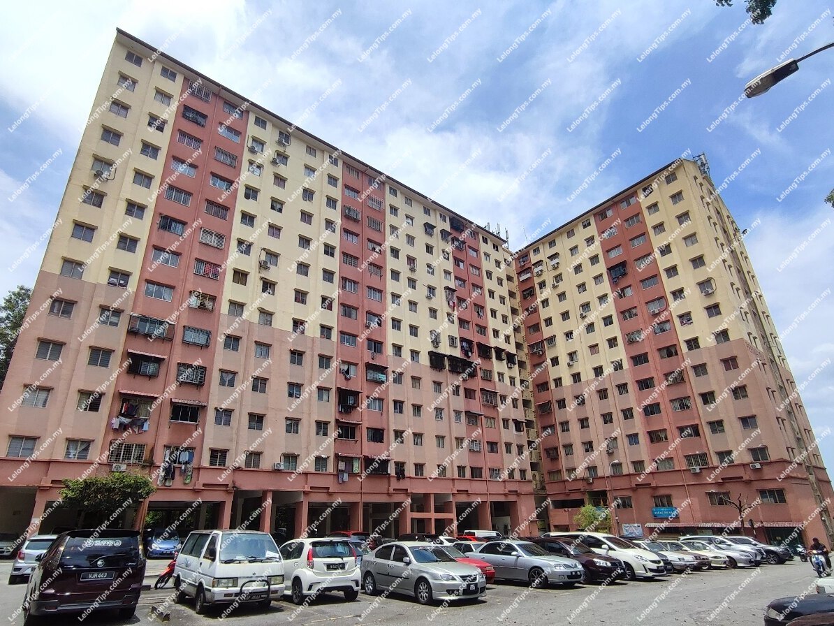 [7 min to AEON BIG Ampang;] Apartment [Within a short distance to Ampang LRT Station]